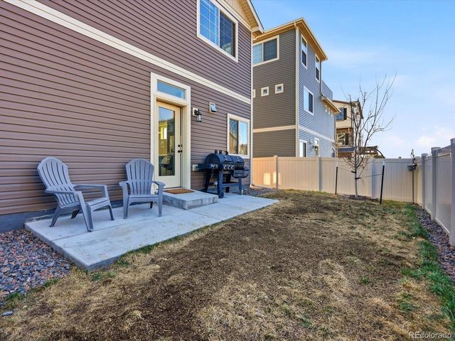 3905 Windwood Dr, Johnstown, CO 80534