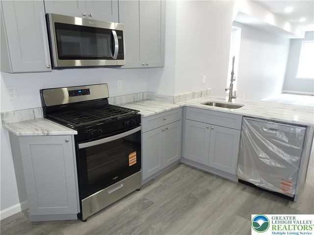 1535 East 7th Street, Bethlehem City, PA 18015