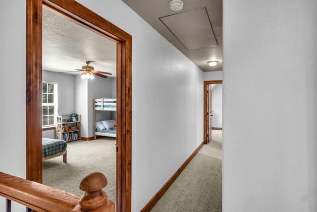 5401 Banbury Cross Rd, Shingle Springs, CA 95682