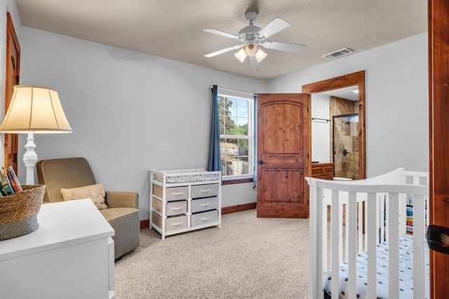 5401 Banbury Cross Rd, Shingle Springs, CA 95682