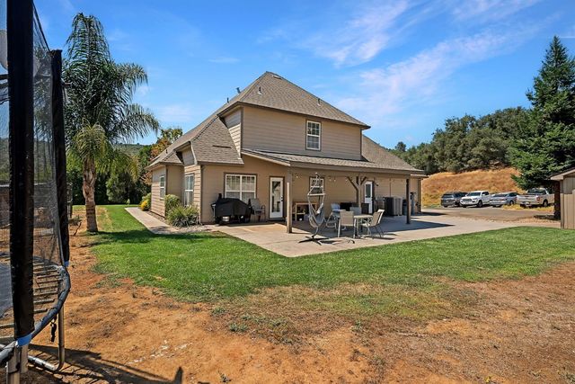 5401 Banbury Cross Rd, Shingle Springs, CA 95682