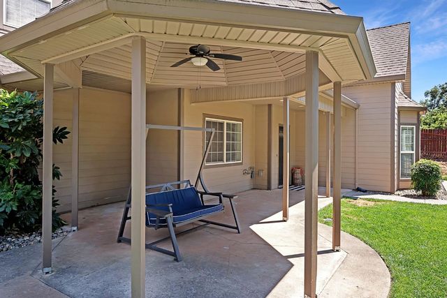 5401 Banbury Cross Rd, Shingle Springs, CA 95682
