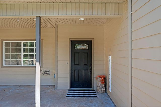 5401 Banbury Cross Rd, Shingle Springs, CA 95682