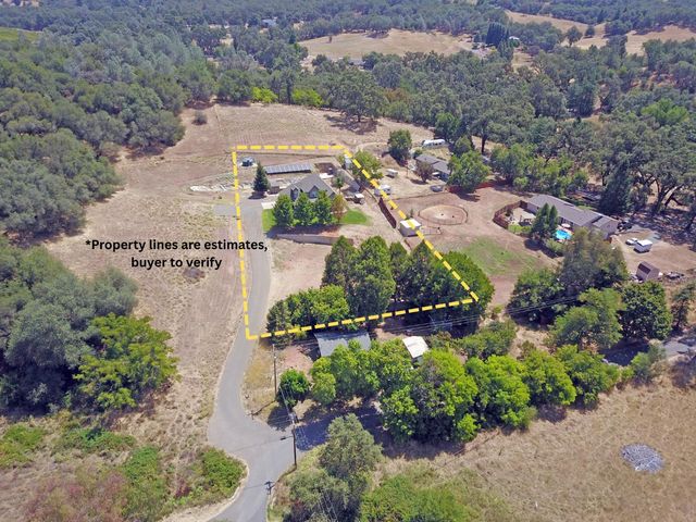 5401 Banbury Cross Rd, Shingle Springs, CA 95682