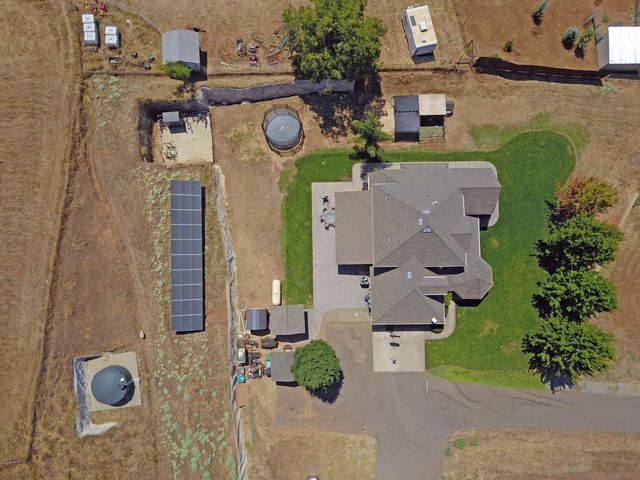 5401 Banbury Cross Rd, Shingle Springs, CA 95682