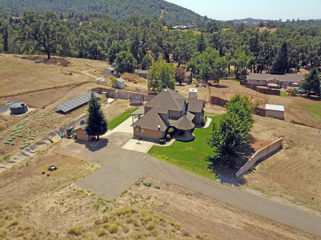 5401 Banbury Cross Rd, Shingle Springs, CA 95682