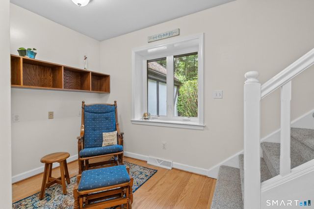 15 Camille Lane, Simsbury, CT 06092