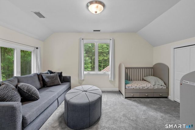 15 Camille Lane, Simsbury, CT 06092