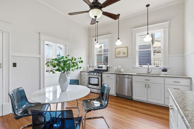 2264 Lipscomb Street, Fort Worth, TX 76110