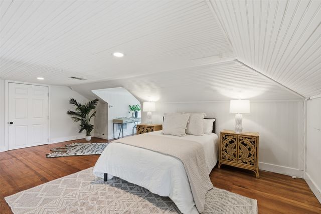 2264 Lipscomb Street, Fort Worth, TX 76110