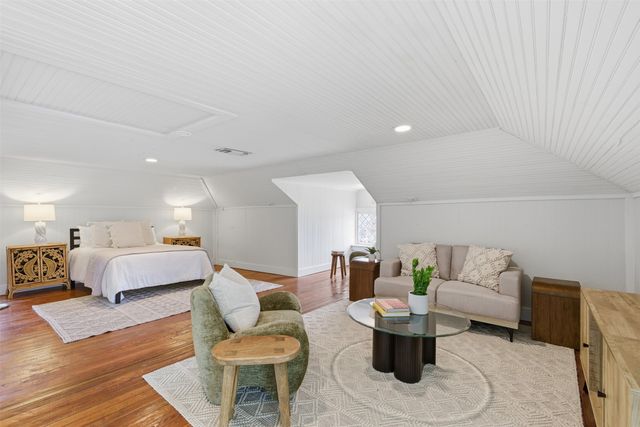 2264 Lipscomb Street, Fort Worth, TX 76110