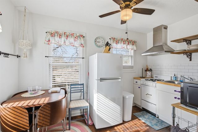 2264 Lipscomb Street, Fort Worth, TX 76110