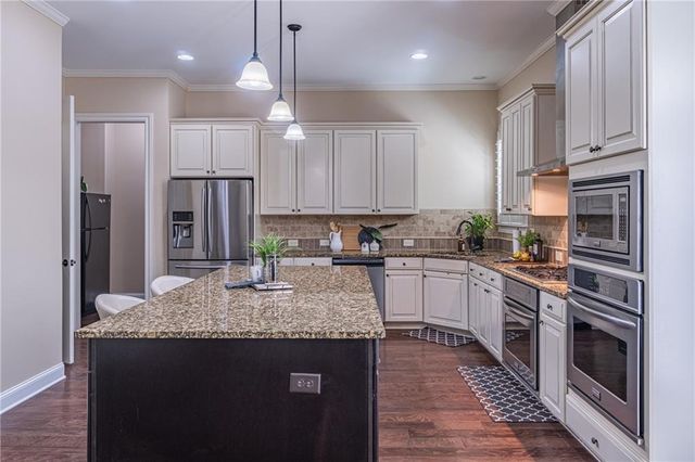 2715 Cogburn Lane, Milton, GA 30004