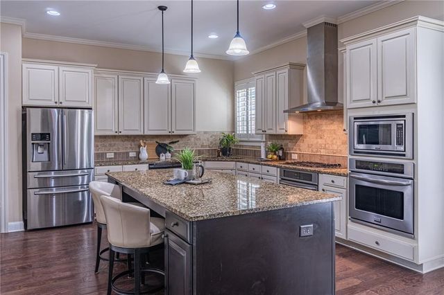 2715 Cogburn Lane, Milton, GA 30004