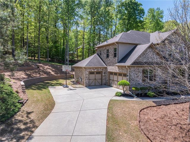 2715 Cogburn Lane, Milton, GA 30004