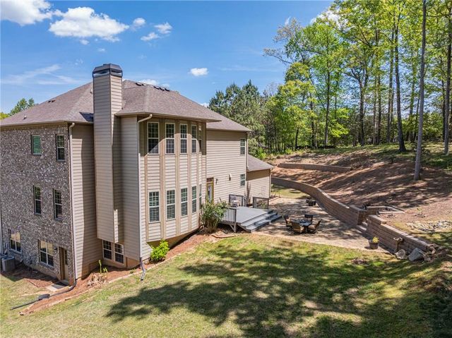 2715 Cogburn Lane, Milton, GA 30004