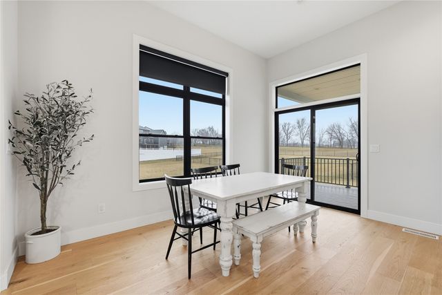 6720 Caldwell Lane NE, Cedar Rapids, IA 52411