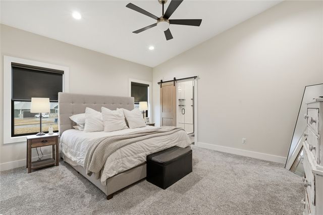 6720 Caldwell Lane NE, Cedar Rapids, IA 52411