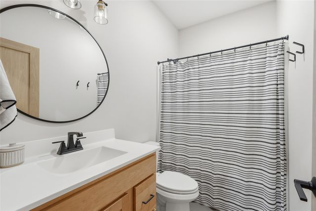 6720 Caldwell Lane NE, Cedar Rapids, IA 52411