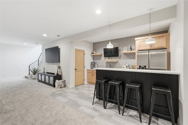 6720 Caldwell Lane NE, Cedar Rapids, IA 52411