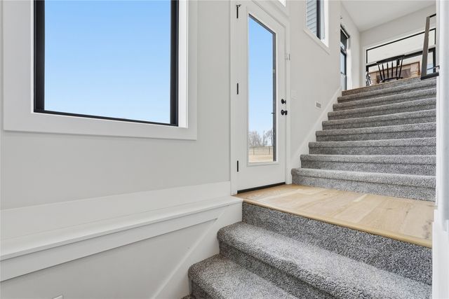 6720 Caldwell Lane NE, Cedar Rapids, IA 52411