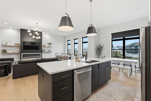 6720 Caldwell Lane NE, Cedar Rapids, IA 52411