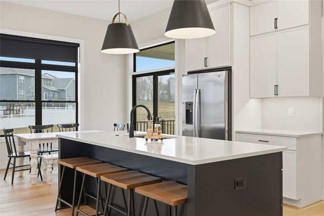 6720 Caldwell Lane NE, Cedar Rapids, IA 52411