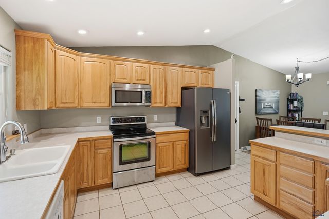 4817 TELEMARK CT, Rapid City, SD 57702