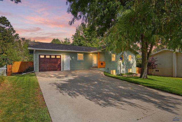 4817 TELEMARK CT, Rapid City, SD 57702