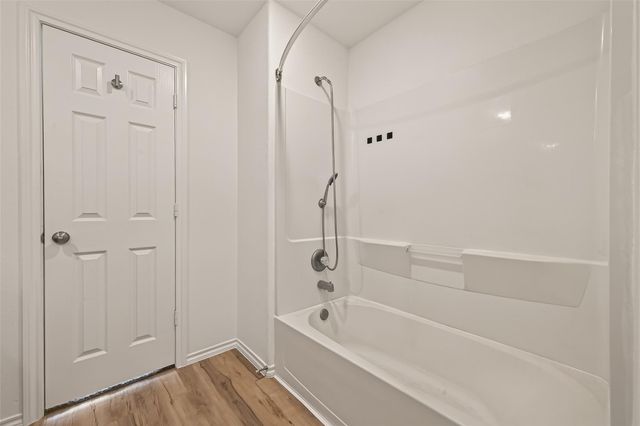 1308 Winding Willow Drive, Pinehurst, TX 77362