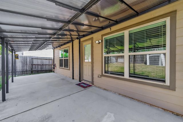 1308 Winding Willow Drive, Pinehurst, TX 77362