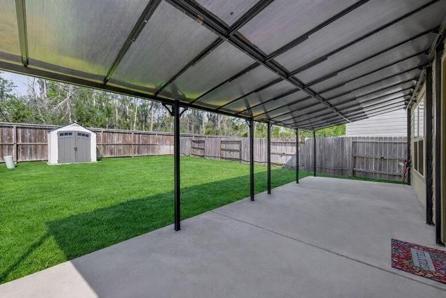 1308 Winding Willow Drive, Pinehurst, TX 77362