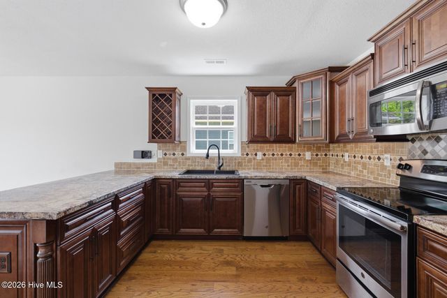 155 Prelude Drive, Richlands, NC 28574