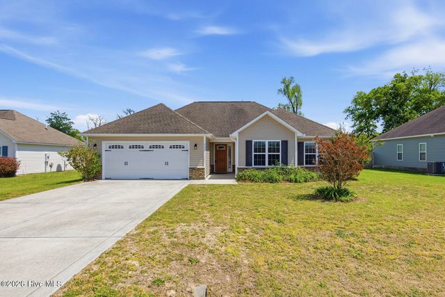 155 Prelude Drive, Richlands, NC 28574