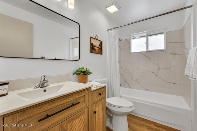 19115 E Nixon Ave, Spokane Valley, WA 99016