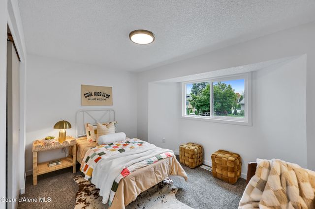 19115 E Nixon Ave, Spokane Valley, WA 99016