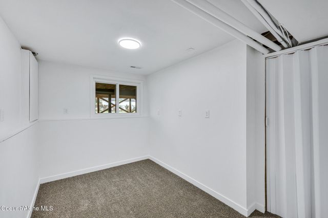 19115 E Nixon Ave, Spokane Valley, WA 99016