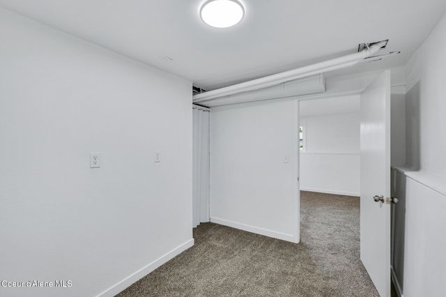 19115 E Nixon Ave, Spokane Valley, WA 99016