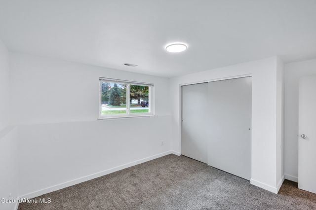 19115 E Nixon Ave, Spokane Valley, WA 99016