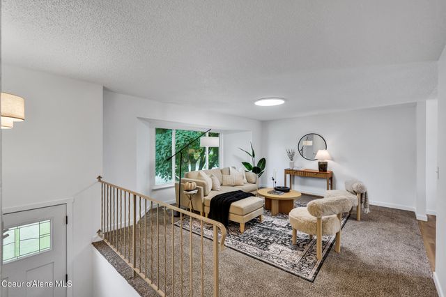 19115 E Nixon Ave, Spokane Valley, WA 99016