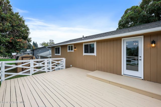 19115 E Nixon Ave, Spokane Valley, WA 99016