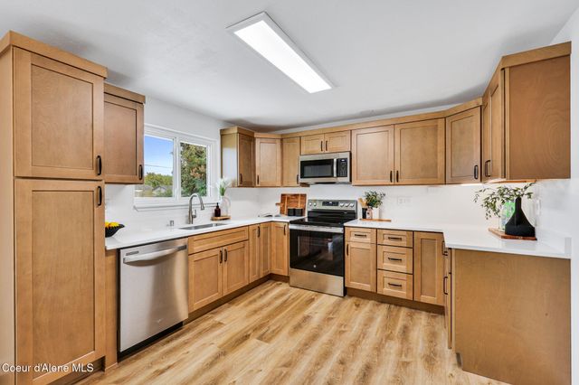 19115 E Nixon Ave, Spokane Valley, WA 99016