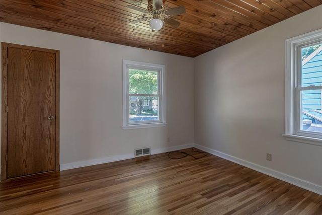 802 Center Street, North Mankato, MN 56003
