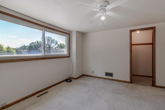 802 Center Street, North Mankato, MN 56003
