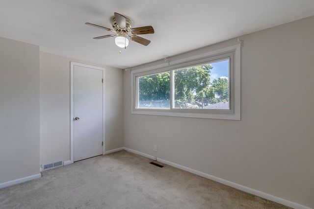 802 Center Street, North Mankato, MN 56003