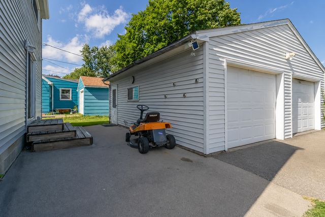 802 Center Street, North Mankato, MN 56003