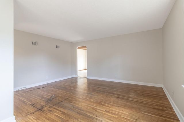 802 Center Street, North Mankato, MN 56003