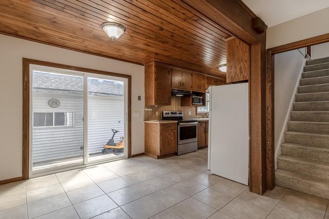 802 Center Street, North Mankato, MN 56003