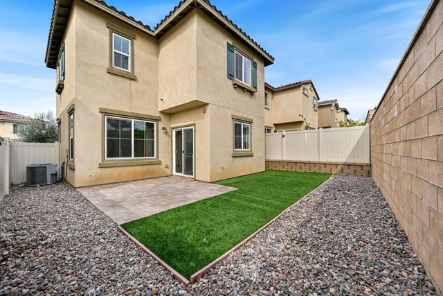 1881 Olivia St, El Cajon, CA 92021