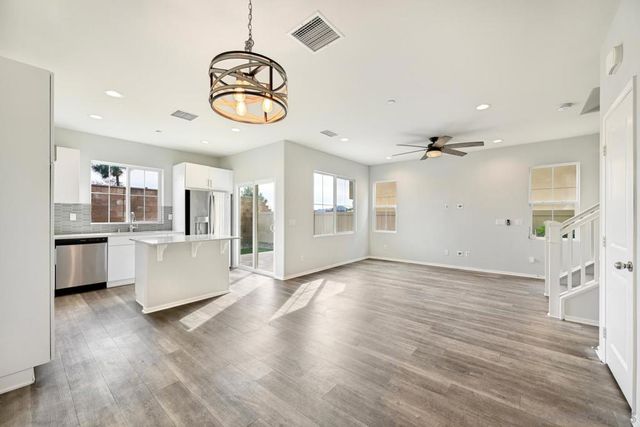 1881 Olivia St, El Cajon, CA 92021